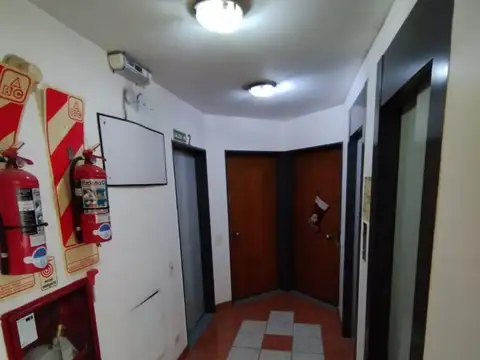 CAMPOS, LUIS MARIA 1300