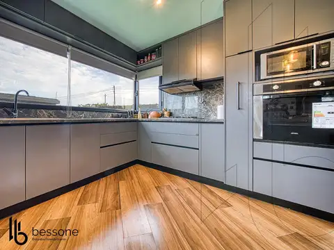 Casa 4 ambientes con 1 baño