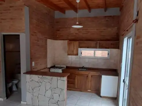 Departamento 6 ambientes con 2 baños