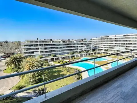 Departamento 4 ambientes con 3 baños