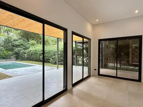 Casa en Venta 4 Ambientes en Mapuche C.C, Pilar