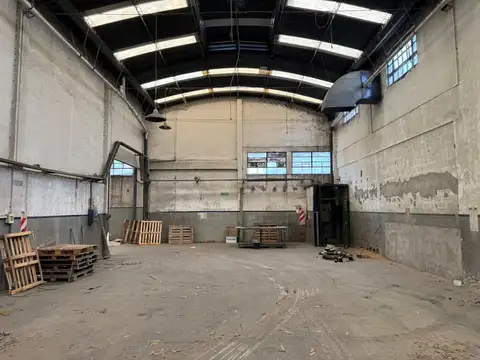 Galpon en Alquiler en Lomas Del Mirador, USD 2.800