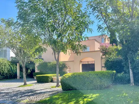 Casa Chalet  en Alquiler en La Isla, Nordelta, Tigre