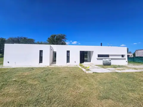 Casa en Venta en Lujan, USD 284.900