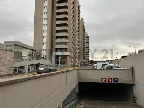 AV COLON 4800, Piso 0