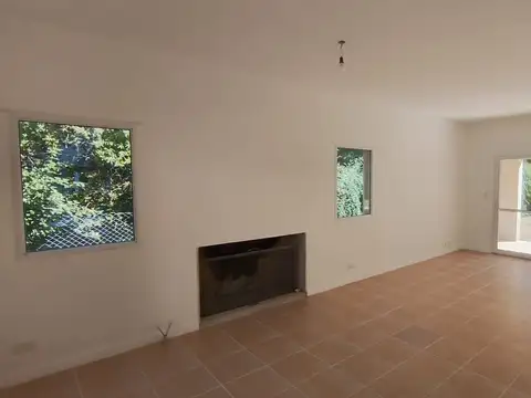 Casa 6 ambientes con 3 baños