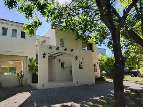 Roberto Caamaño al 600