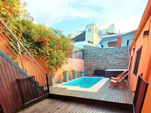 VENTA PH 4 AMB PILETA Y QUINCHO PARQUE AVELLANEDA