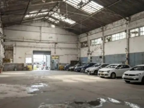 Local en Alquiler 40 años