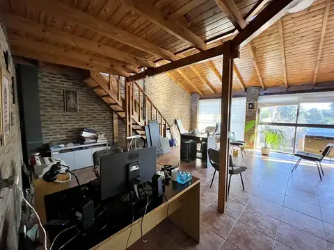 Depto Tipo Casa 4 ambientes con 1 baño