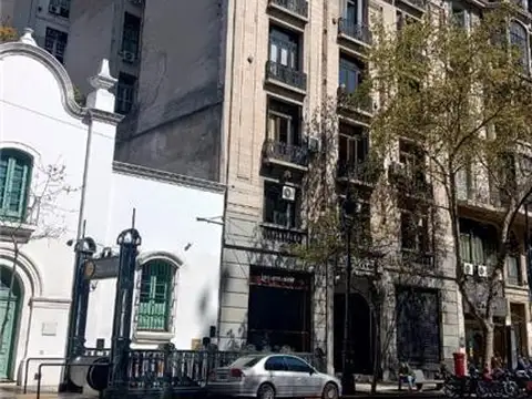 LOCALES - EN GALERIA - MICROCENTRO (COMERCIAL), CAPITAL FEDERAL