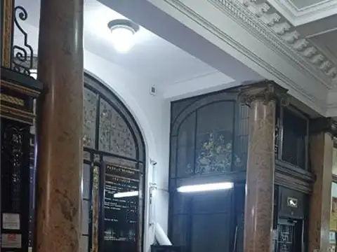 LOCALES - EN GALERIA - MICROCENTRO (COMERCIAL), CAPITAL FEDERAL