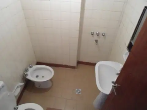 Departamento en Venta en Billinghurst, USD 38.000