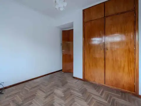 VENTA PH 4 AMB AL FRENTE CON TERRAZA VILLA PRIMERA