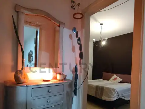 PH en Venta General Pueyrredón, Córdoba | 2 Dormitorios, Terraza Propia y Potencial Único