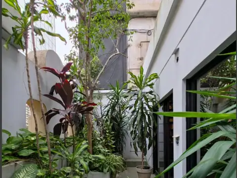 Viamonte e/ Reconquista y 25 de Mayo