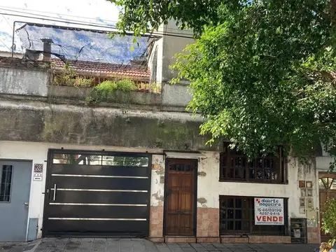 Casa Chalet  en Venta en Bernal Oeste, Bernal, Quilmes