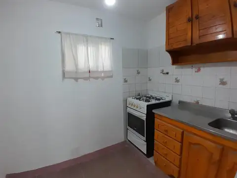Depto Tipo Casa en Alquiler de 1 dormitorio