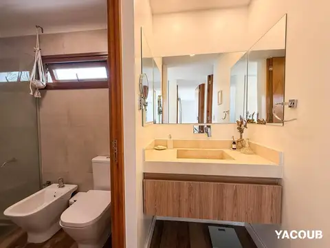 Quinta en Venta con 2 cocheras