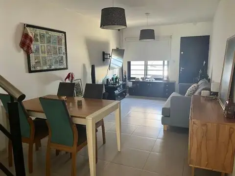 Depto Tipo Casa en Venta de 2 dormitorios