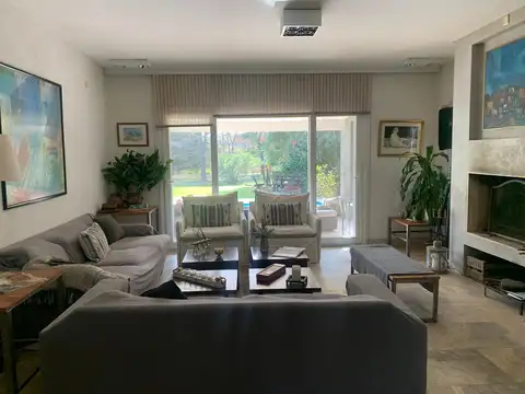 Casa en Alquiler Temporal de 5 dormitorios