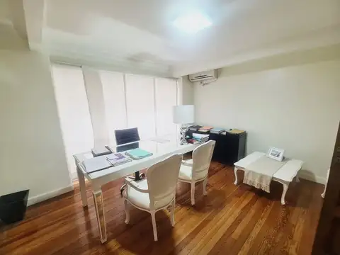 Oficina en Venta en San Nicolás, USD 130.000