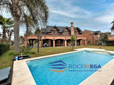 Casa en venta en  Banco Provincia, Francisco Alvarez, Moreno