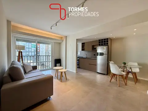 VENTA departamento 2 ambientes reciclado frente a Plaza Colón, Mar del Plata