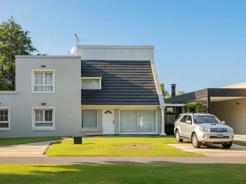 VENTA CASA 7 AMBIENTES PILAR COUNTRY CLUB