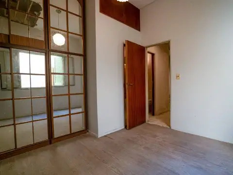 Depto Tipo Casa en Venta 75 años