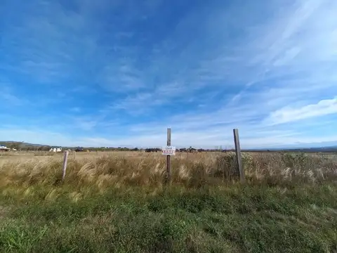 2 Terrenos de 900m2 cada uno, con hermosa vista a las sierras.