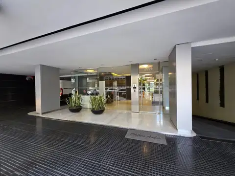 Jerónimo Salguero 3000