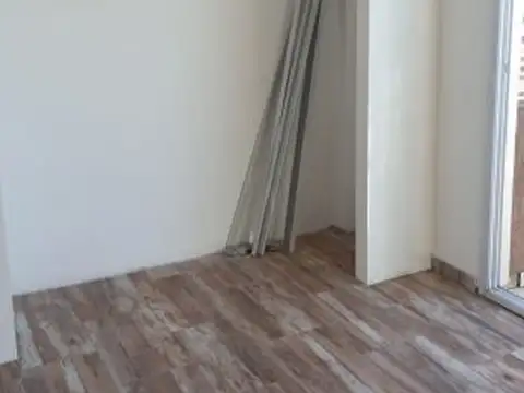 Casa 2 ambientes con 1 baño