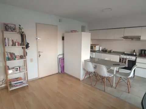 Ovidio Lagos 1112 , Piso 4