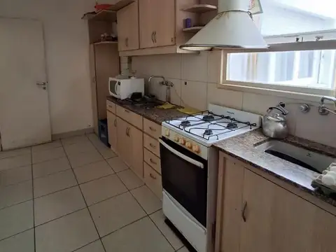 VENTA DEPTO 3 AMB C/ DEPENDENCIA