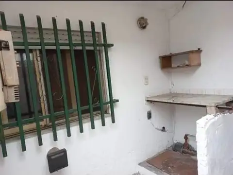 Depto Tipo Casa en Venta de 2 ambientes