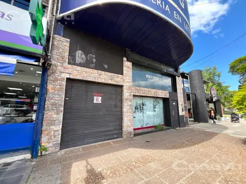 Local en Venta 40 años