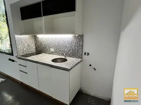 Alquiler Departamento tipo Loft - Zeballos al 100- Pileta y Quincho