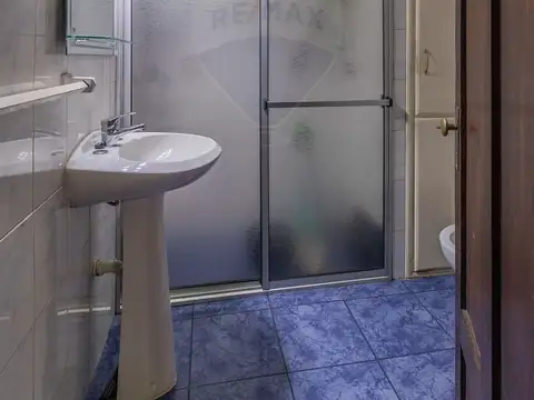 Casa en Venta con 6 cocheras