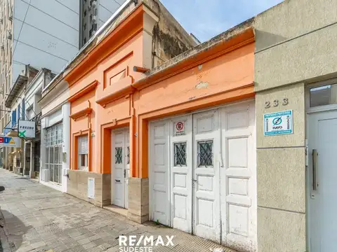 VENTA LOCAL MAS CASA Y COCHERA CENTRO BAHIA BLANCA