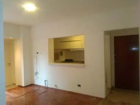 3 Ambientes 1er Piso Con Patio Y Balc&oacute;n Salguero Y Corrientes Almagro