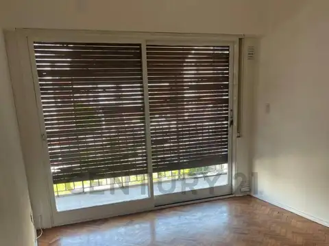 Departamento en Alquiler en Villa del Parque, $ 650.000