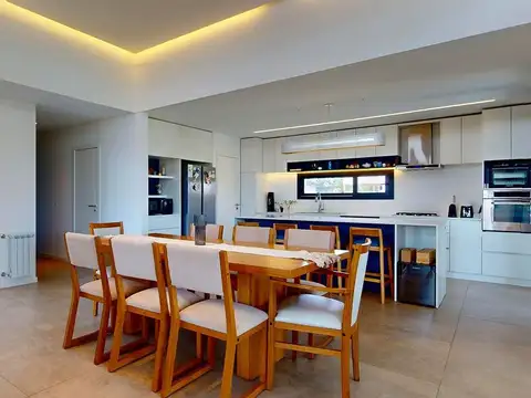 Casa 3 ambientes con 2 baños