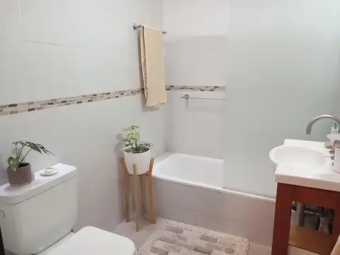 Venta Casa 6 ambientes totalmente refaccionada San Fernando