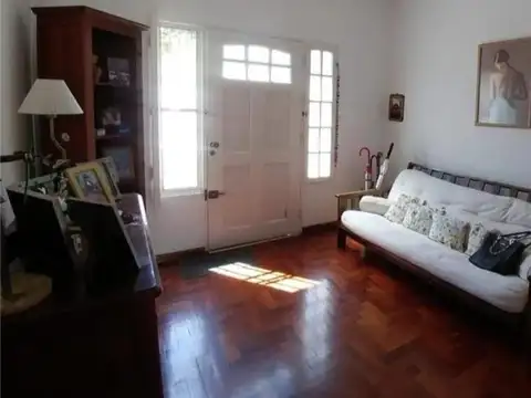 Depto Tipo Casa en Venta en Banfield, USD 130.000