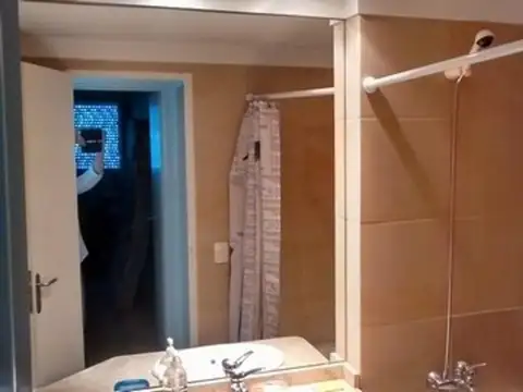 Alquilo Temporario en Recoleta. Amplio 3 Ambientes. Balcón. 4 Huéspedes.