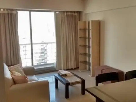 Alquilo Temporario en Recoleta. Amplio 3 Ambientes. Balcón. 4 Huéspedes.