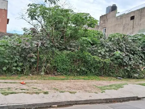 Local en Venta 75 años