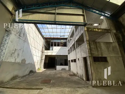 Galpon en Alquiler 10  mts Frente