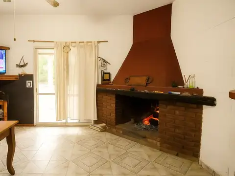 VENTA CASA 3 DORMITORIOS VILLA ANISACATE CORDOBA